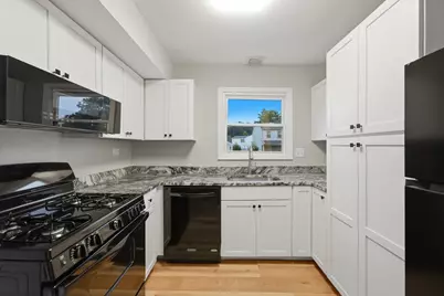 5039 Chambers Drive, Hoffman Estates, IL 60010 - Photo 22