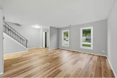 5039 Chambers Drive, Hoffman Estates, IL 60010 - Photo 26