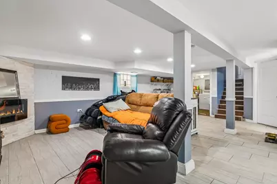 10029 S Indiana Avenue, Chicago, IL 60628 - Photo 18