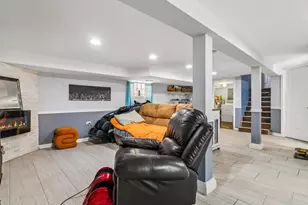 10029 S Indiana Ave, Chicago, IL 60628 - Photo 18