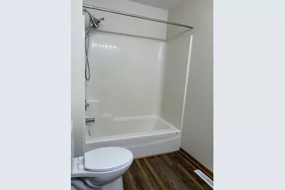 655 Hill Street, Sycamore, IL 60178 - Photo 12