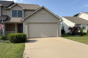 655 Hill St, Sycamore, IL 60178 - Photo 1
