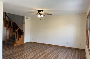 655 Hill St, Sycamore, IL 60178 - Photo 6