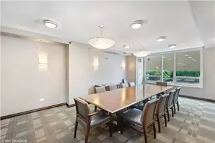 33 W Ontario St, Chicago, IL 60654 - Photo 2