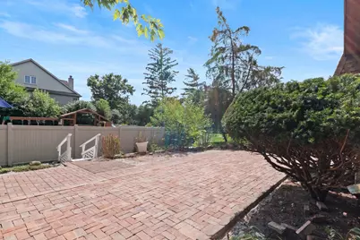 288 Middaugh Road, Clarendon Hills, IL 60514 - Photo 6