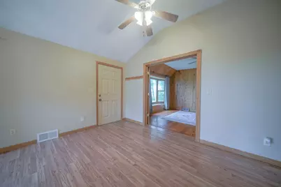 13855 W State Road, Pecatonica, IL 61063 - Photo 12