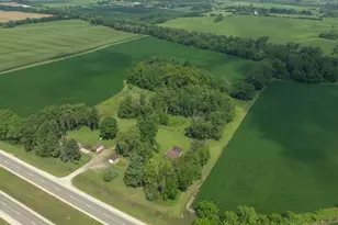 13855 W State Rd, Pecatonica, IL 61063 - Photo 4