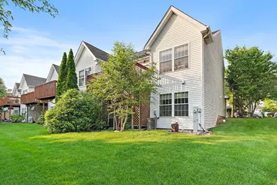 944 Viewpoint Drive, Lake in the Hills, IL 60156 - Photo 24