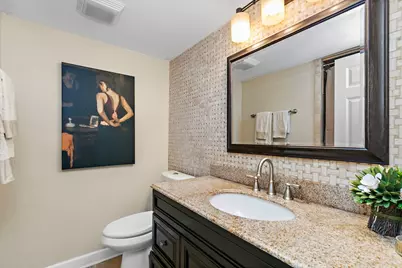 944 Viewpoint Drive, Lake in the Hills, IL 60156 - Photo 20