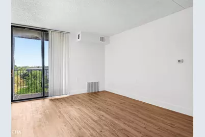 1750 N Marywood Avenue #501, Aurora, IL 60505 - Photo 4