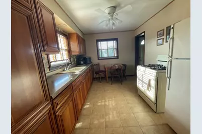 5620 W 83rd Street, Burbank, IL 60459 - Photo 4