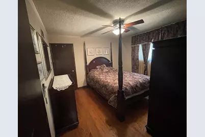 5620 W 83rd Street, Burbank, IL 60459 - Photo 8