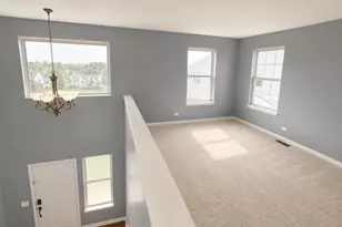 2112 Orchard Ln, Carpentersville, IL 60110 - Photo 10