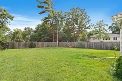 123 Ogden Avenue, Clarendon Hills, IL 60514 - Photo 38
