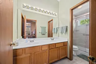 205 Woodlet Ln, Bolingbrook, IL 60490 - Photo 10