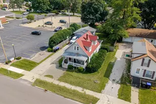 1107 E Washington St, Bloomington, IL 61701 - Photo 28