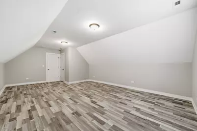 8839 S Colfax Avenue, Chicago, IL 60617 - Photo 18