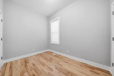 8839 S Colfax Avenue, Chicago, IL 60617 - Photo 16