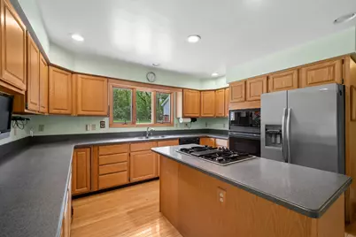 40W923 Mulhern Road, Elburn, IL 60119 - Photo 2