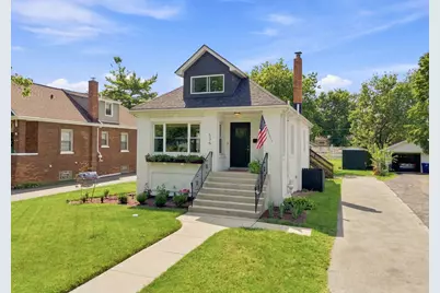 536 S Wisconsin Avenue, Villa Park, IL 60181 - Photo 2