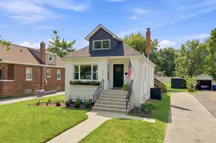 536 S Wisconsin Ave, Villa Park, IL 60181 - Photo 2