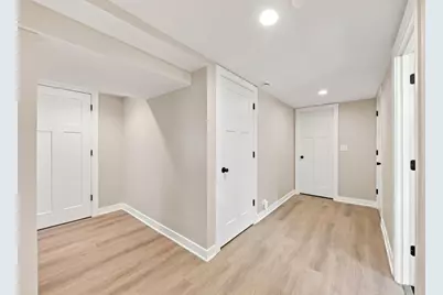 536 S Wisconsin Avenue, Villa Park, IL 60181 - Photo 12