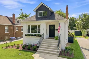 536 S Wisconsin Ave, Villa Park, IL 60181 - Photo 1