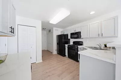 1541 Pauline Circle, Mundelein, IL 60060 - Photo 10