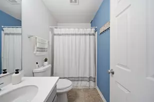 1541 Pauline Cir, Mundelein, IL 60060 - Photo 18