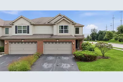 1541 Pauline Circle, Mundelein, IL 60060 - Photo 2