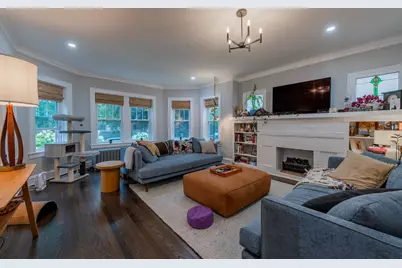 1318 Dewey Avenue #2, Evanston, IL 60201 - Photo 2