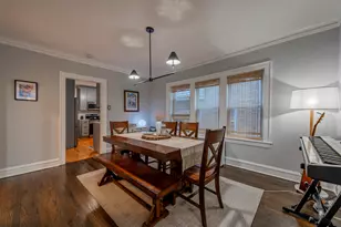 1318 Dewey Ave, Evanston, IL 60201 - Photo 4