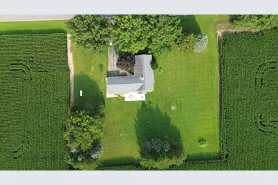 301 Stouffer Road, Sterling, IL 61081 - Photo 26