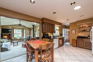 9816 W Oak Forest Dr, Beach Park, IL 60099 - Photo 8