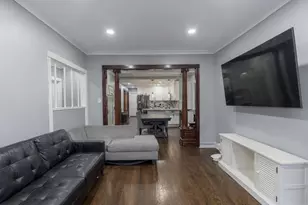 3402 W Lexington St, Chicago, IL 60624 - Photo 2