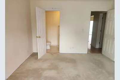 10423 Dearlove Road #2, Glenview, IL 60025 - Photo 6