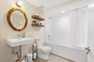 2809 W Shakespeare Ave, Chicago, IL 60647 - Photo 12