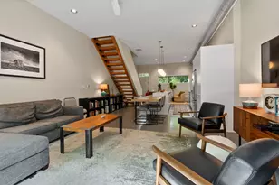 2809 W Shakespeare Ave, Chicago, IL 60647 - Photo 10