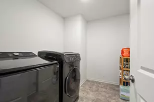 1902 Moran Dr, Shorewood, IL 60404 - Photo 18