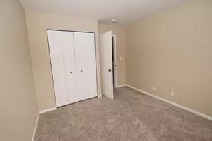 143 Woodland Cir, North Aurora, IL 60542 - Photo 24