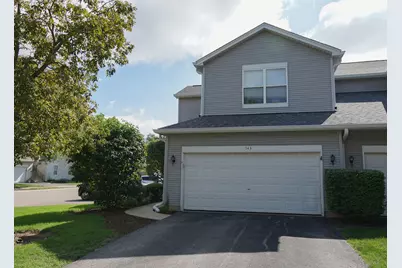 143 Woodland Circle, North Aurora, IL 60542 - Photo 2