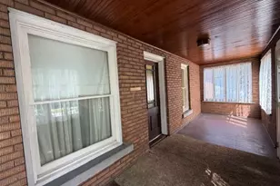 521 Wilcox St, Joliet, IL 60435 - Photo 6