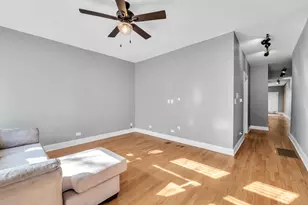 3208 W Wabansia Ave, Chicago, IL 60647 - Photo 2