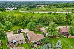 640 Ash St, Algonquin, IL 60102 - Photo 48