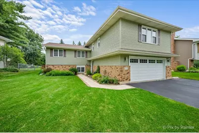 640 Ash Street, Algonquin, IL 60102 - Photo 1