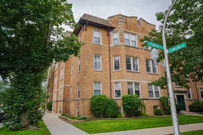 2306 W Jarvis Street #1, Chicago, IL 60645 - Photo 1