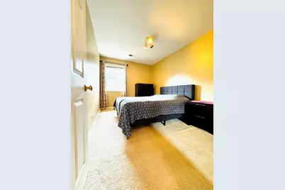 4035 N Keystone Avenue, Chicago, IL 60641 - Photo 18