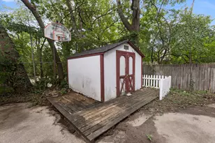 1822 E State St, Rockford, IL 61104 - Photo 18