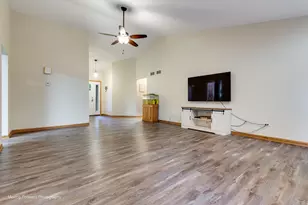 108 S Union St, Newark, IL 60541 - Photo 4