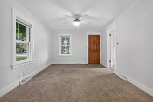 11275 US Route 20 Hwy, Garden Prairie, IL 61038 - Photo 10